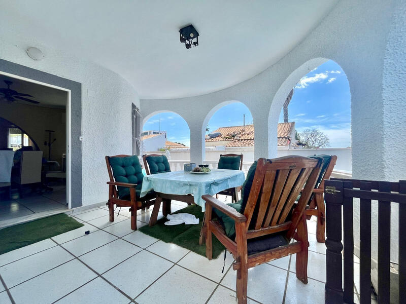 3 slaapkamer Villa Te koop 3 slaapkamer Villa Te koop