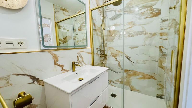 2 bedroom Apartment for sale 2 bedroom Apartment for sale