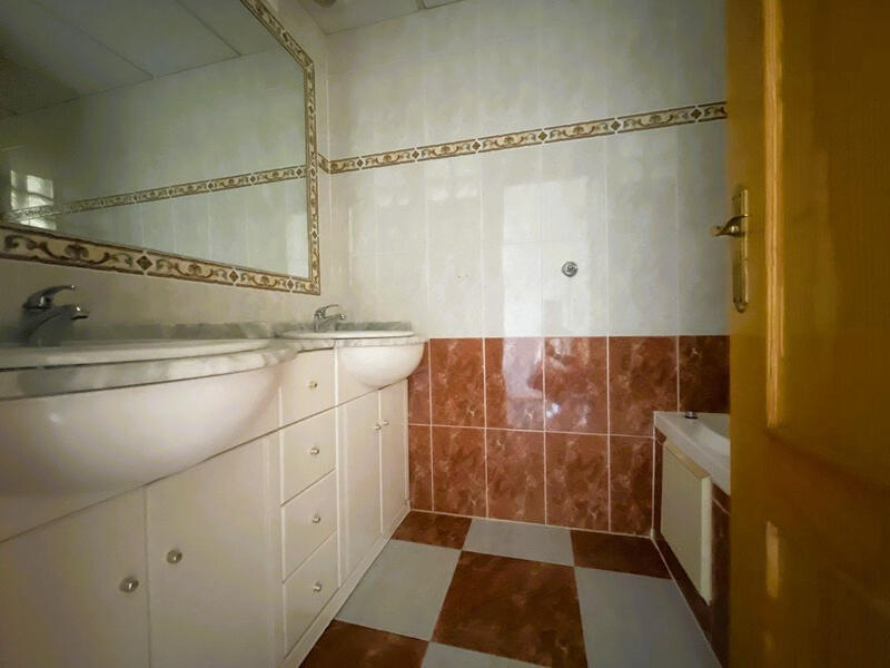 3 Cuarto Adosado en venta