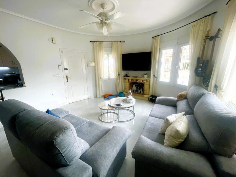 2 sovrum Villa till salu