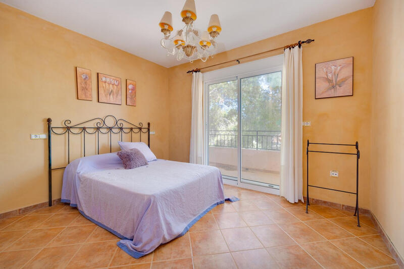 5 chambre Villa à vendre 5 chambre Villa à vendre
