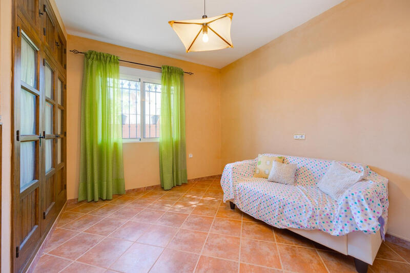 5 chambre Villa à vendre 5 chambre Villa à vendre