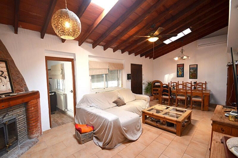 4 bedroom Country House for sale 4 bedroom Country House for sale