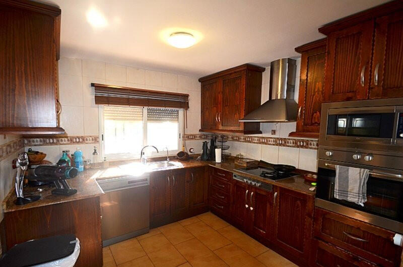 4 bedroom Country House for sale 4 bedroom Country House for sale