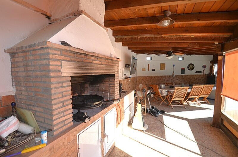 4 bedroom Country House for sale 4 bedroom Country House for sale
