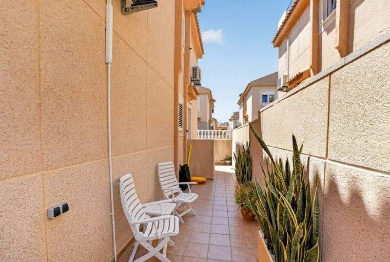 3 bedroom Townhouse for sale 3 bedroom Townhouse for sale