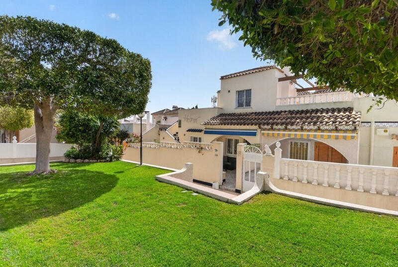 Duplex til salgs i Torrevieja, Alicante