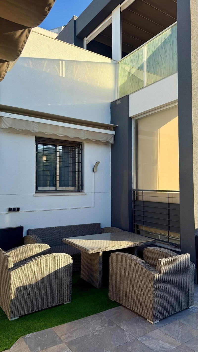 3 Schlafzimmer Stadthaus zu verkaufen 3 Schlafzimmer Stadthaus zu verkaufen