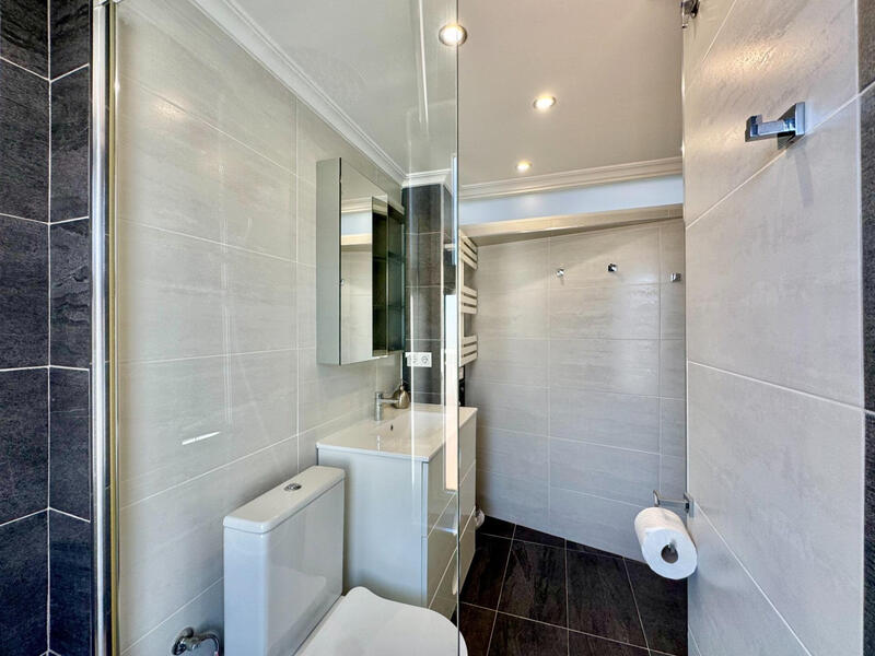 2 bedroom Apartment for sale 2 bedroom Apartment for sale