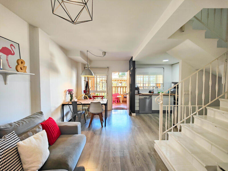 3 bedroom Townhouse for sale