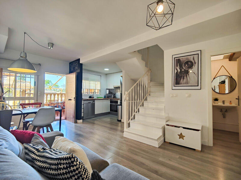 3 bedroom Townhouse for sale