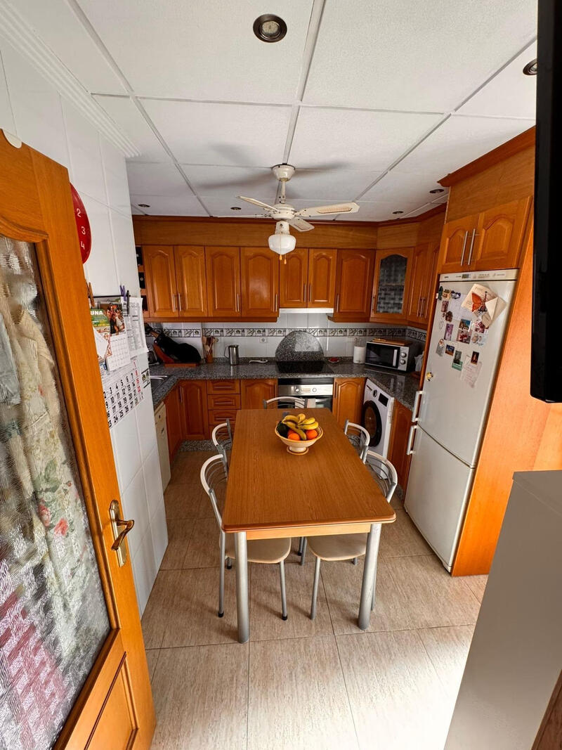 4 Schlafzimmer Villa zu verkaufen 4 Schlafzimmer Villa zu verkaufen