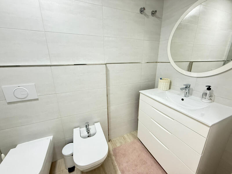 2 Schlafzimmer Stadthaus zu verkaufen