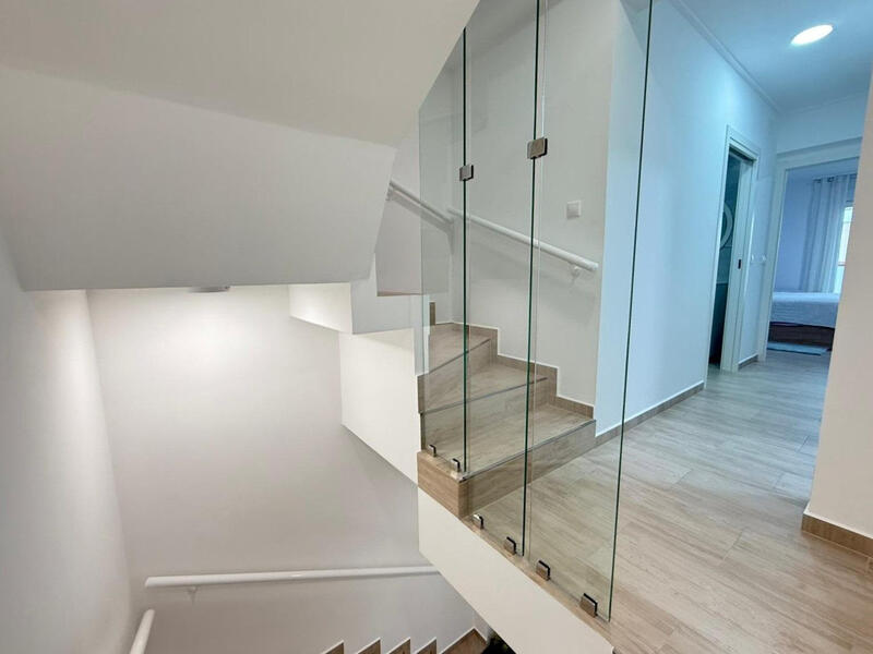 2 Schlafzimmer Stadthaus zu verkaufen
