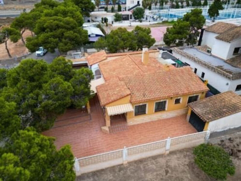 вилла продается в Orihuela Costa, Alicante