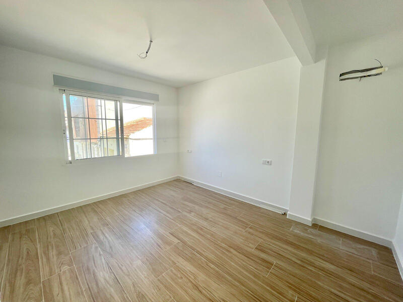 3 bedroom Townhouse for sale