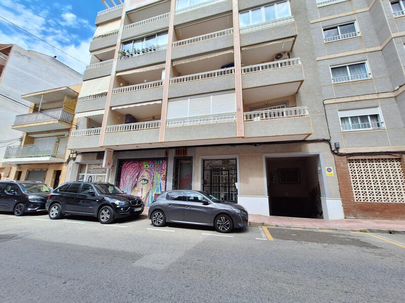 Appartement Te koop in Torrevieja, Alicante