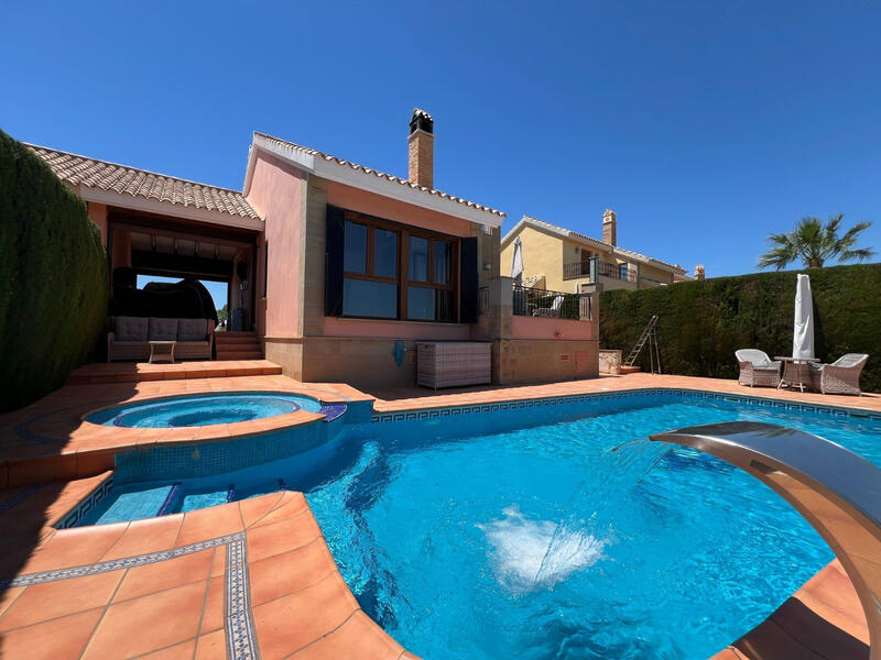 Villa till salu i Algorfa, Alicante
