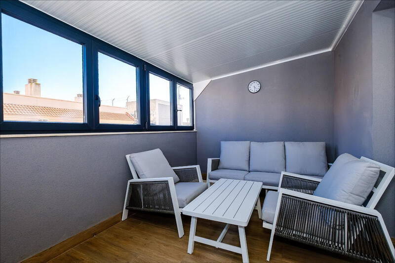 4 bedroom Apartment for sale