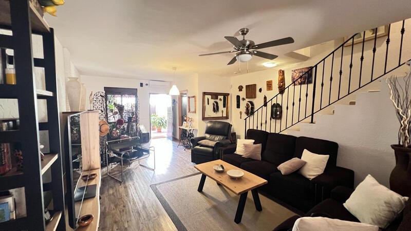 3 Schlafzimmer Stadthaus zu verkaufen