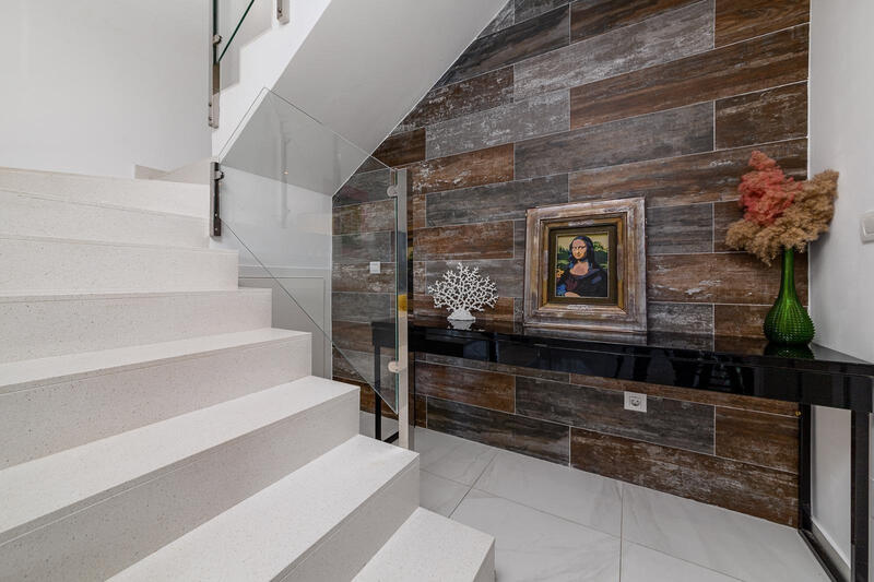 3 bedroom Townhouse for sale