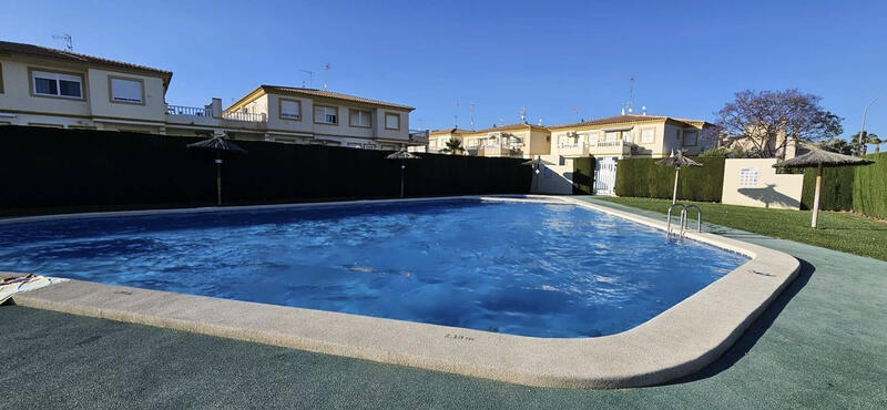 Villa till salu i Orihuela Costa, Alicante