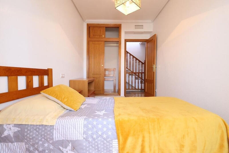 2 Cuarto Dúplex en venta 2 Cuarto Dúplex en venta