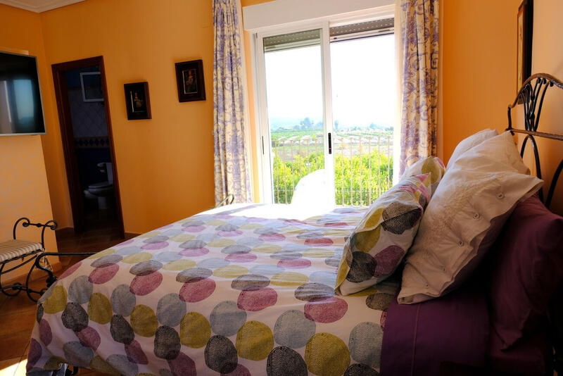 5 bedroom Country House for sale 5 bedroom Country House for sale