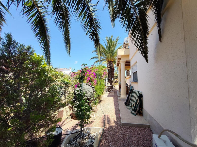 3 bedroom Villa for sale 3 bedroom Villa for sale