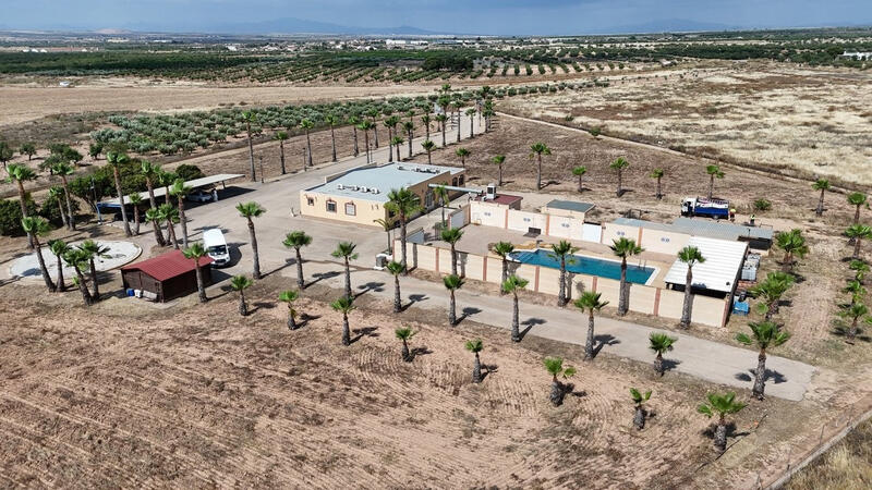 Villa for sale in Fuente Alamo, Murcia