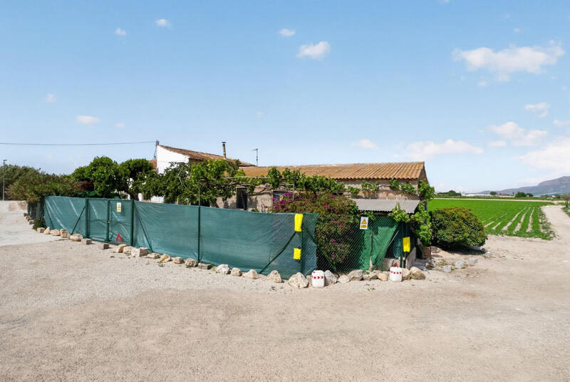 3 bedroom Country House for sale 3 bedroom Country House for sale