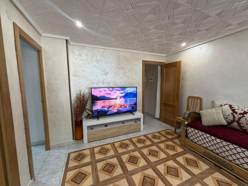 4 slaapkamer Appartement Te koop 4 slaapkamer Appartement Te koop