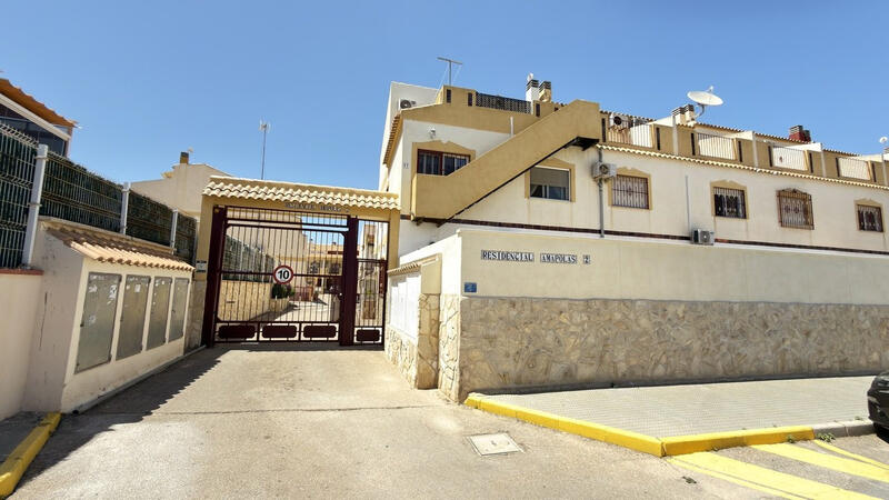 3 bedroom Townhouse for sale 3 bedroom Townhouse for sale
