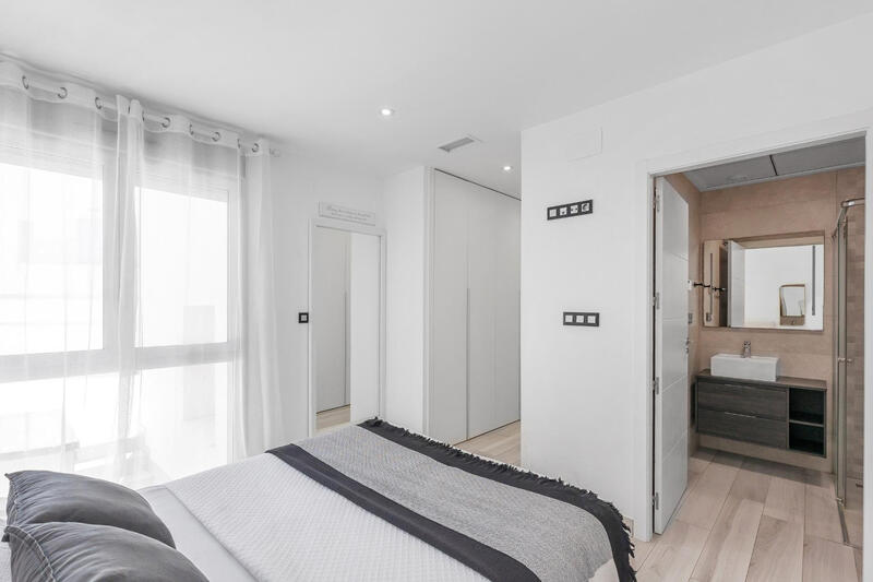 3 Schlafzimmer Villa zu verkaufen 3 Schlafzimmer Villa zu verkaufen