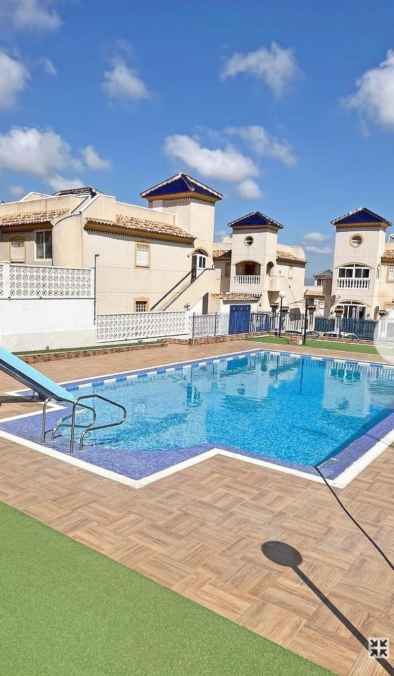 Townhouse for sale in Guardamar del Segura, Alicante