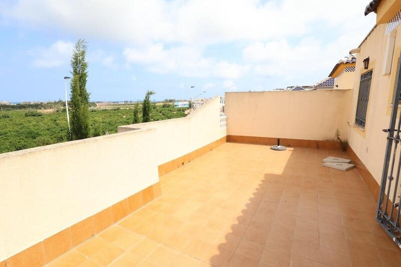 3 bedroom Townhouse for sale 3 bedroom Townhouse for sale