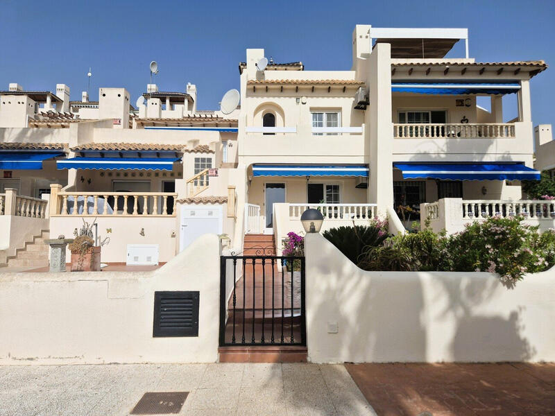 Stadthaus zu verkaufen in Los Perez (Ayuntamiento Almoradi/Torrevieja), Alicante
