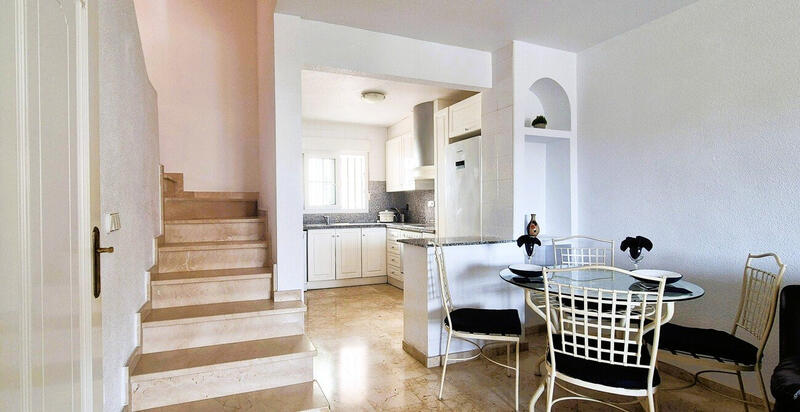 2 bedroom Townhouse for sale 2 bedroom Townhouse for sale
