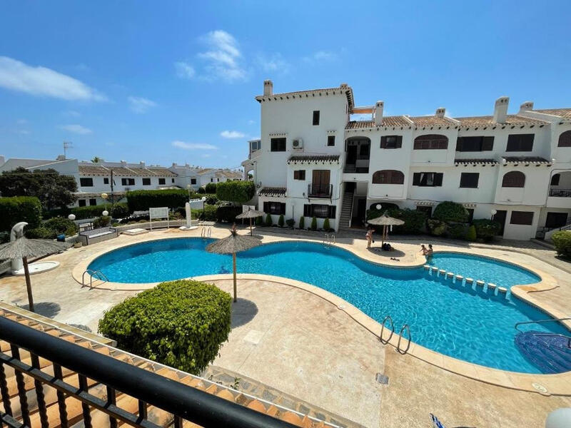 Apartamento en venta en Orihuela Costa, Alicante