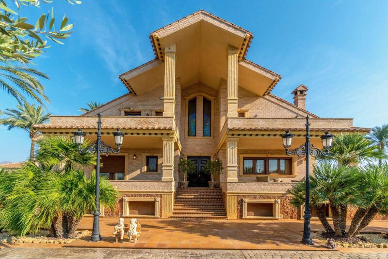 Villa for sale in Molins, Alicante