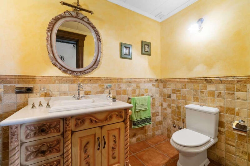 4 Schlafzimmer Villa zu verkaufen