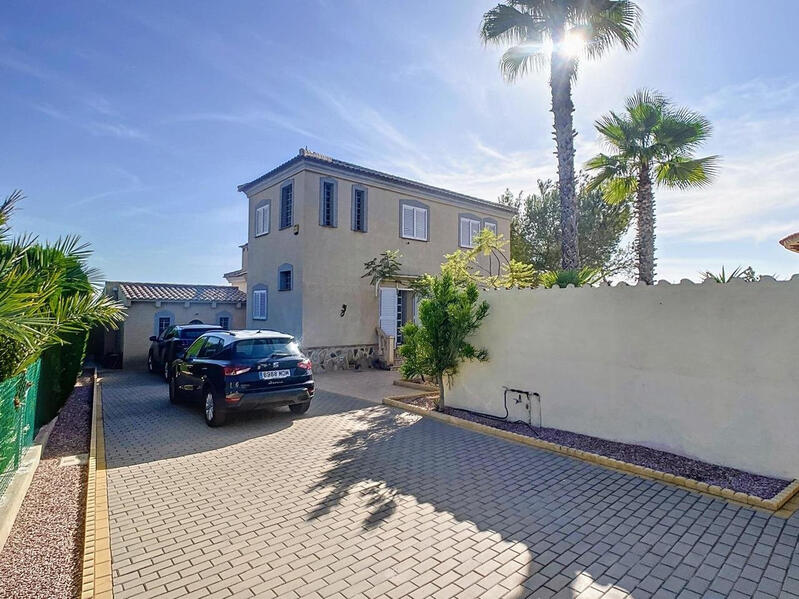 3 bedroom Villa for sale 3 bedroom Villa for sale