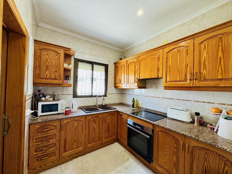 2 slaapkamer Villa Te koop 2 slaapkamer Villa Te koop