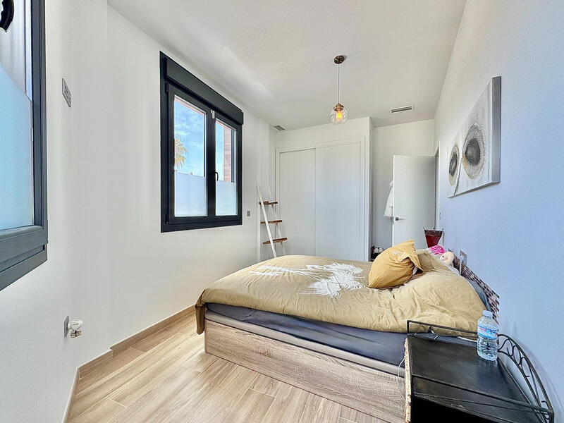 2 slaapkamer Appartement Te koop