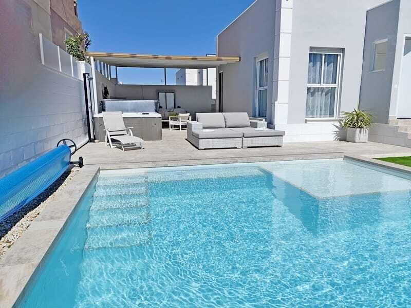 2 bedroom Duplex for sale