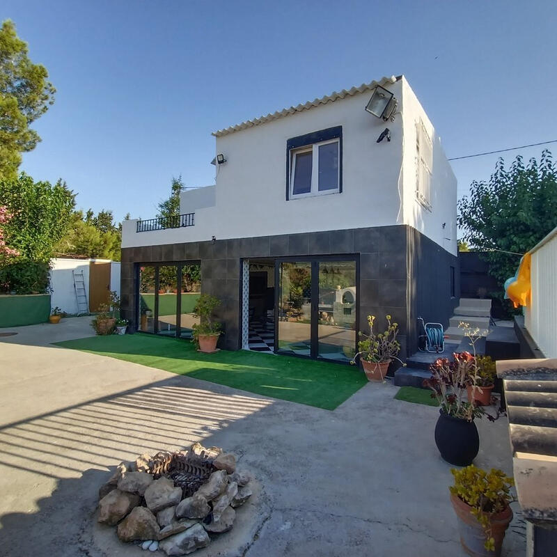 Villa til salgs i Los Perez (Ayuntamiento Almoradi/Torrevieja), Alicante