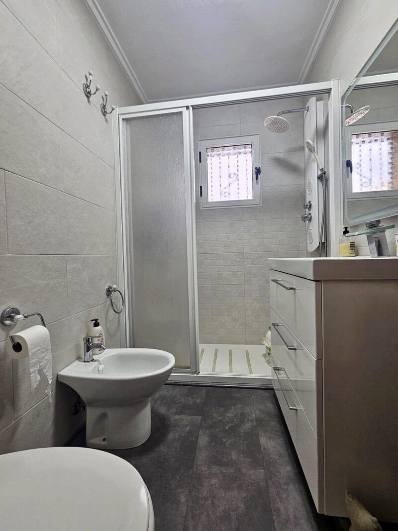 6 bedroom Townhouse for sale 6 bedroom Townhouse for sale