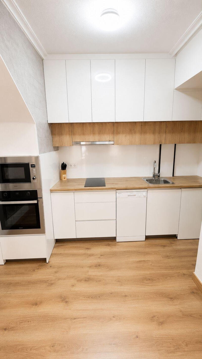3 bedroom Townhouse for sale