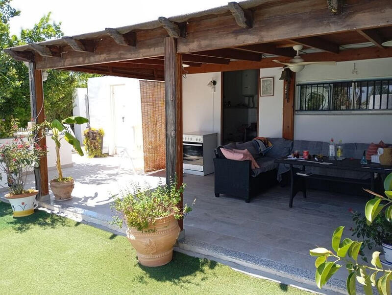 4 bedroom Country House for sale 4 bedroom Country House for sale