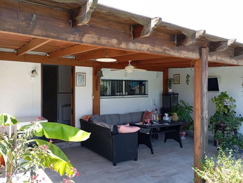 4 bedroom Country House for sale 4 bedroom Country House for sale